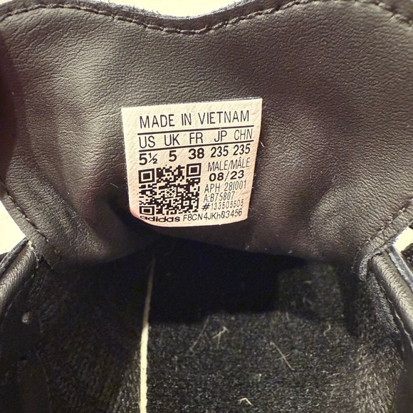 NWOT Adidas Samba Black and White Women’s size 6.5/ Men's size 5.5 - Picture 6 of 6